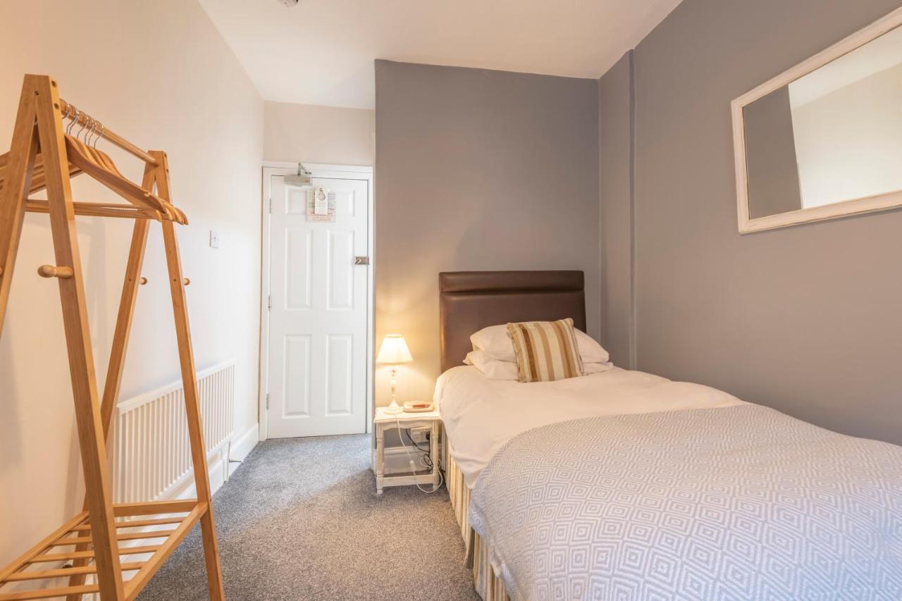 Hotel The Wilton Llandudno Esterno foto