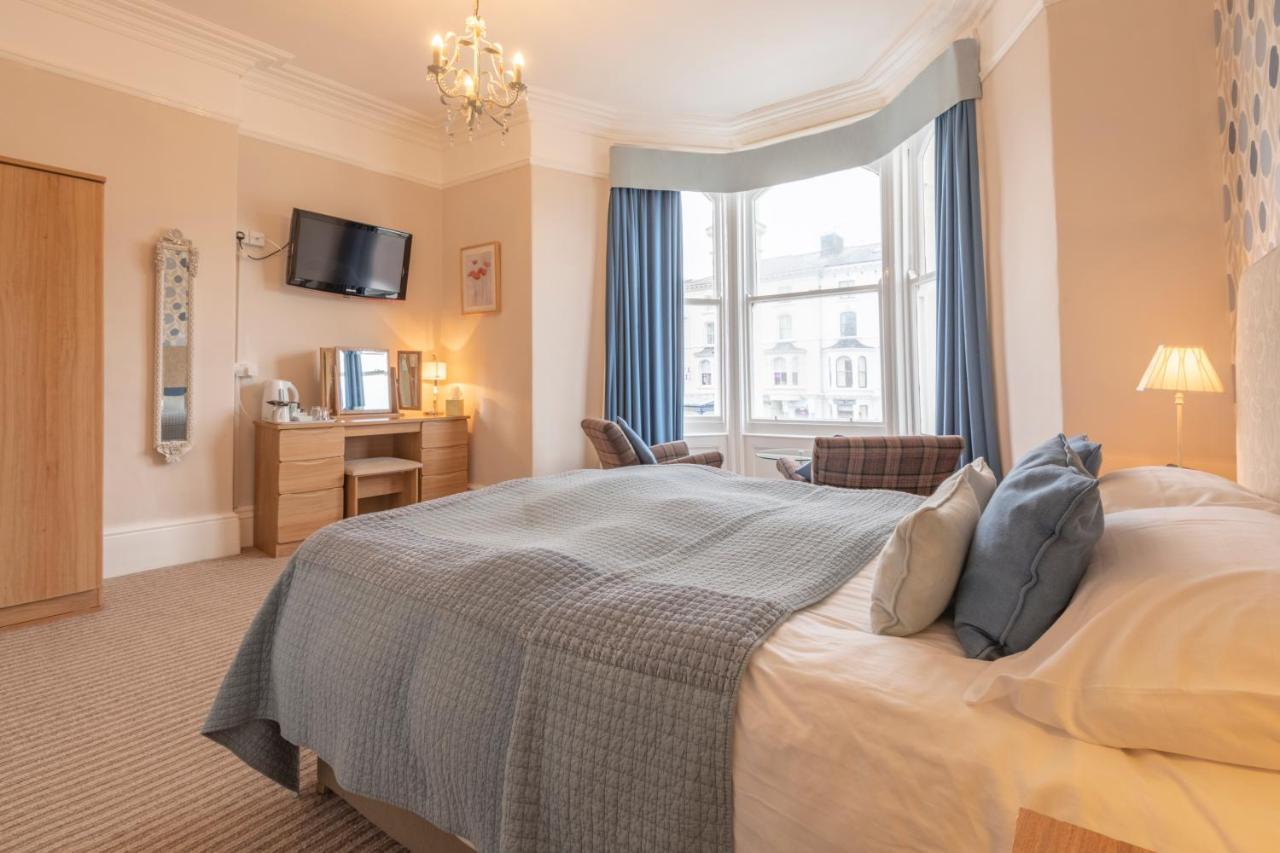 Hotel The Wilton Llandudno Esterno foto