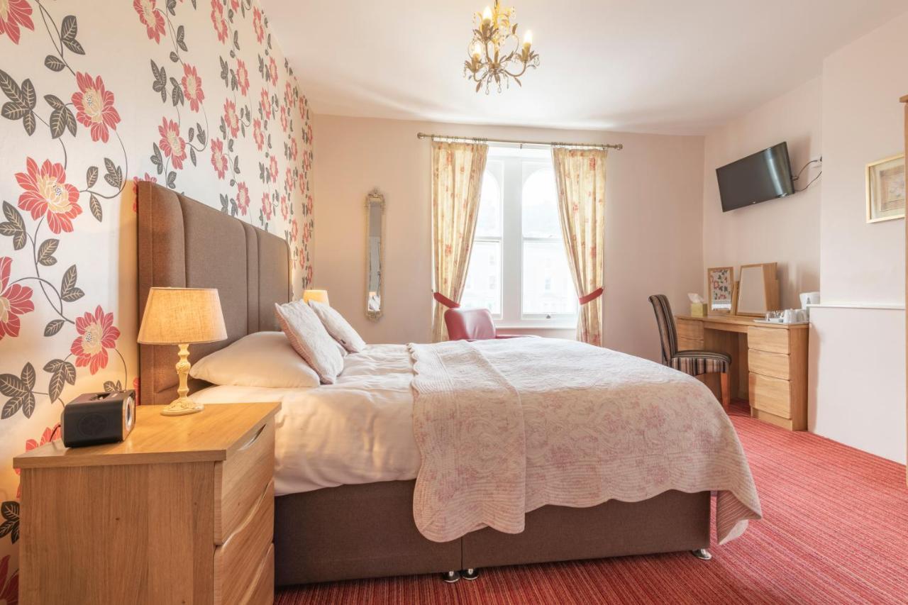 Hotel The Wilton Llandudno Esterno foto