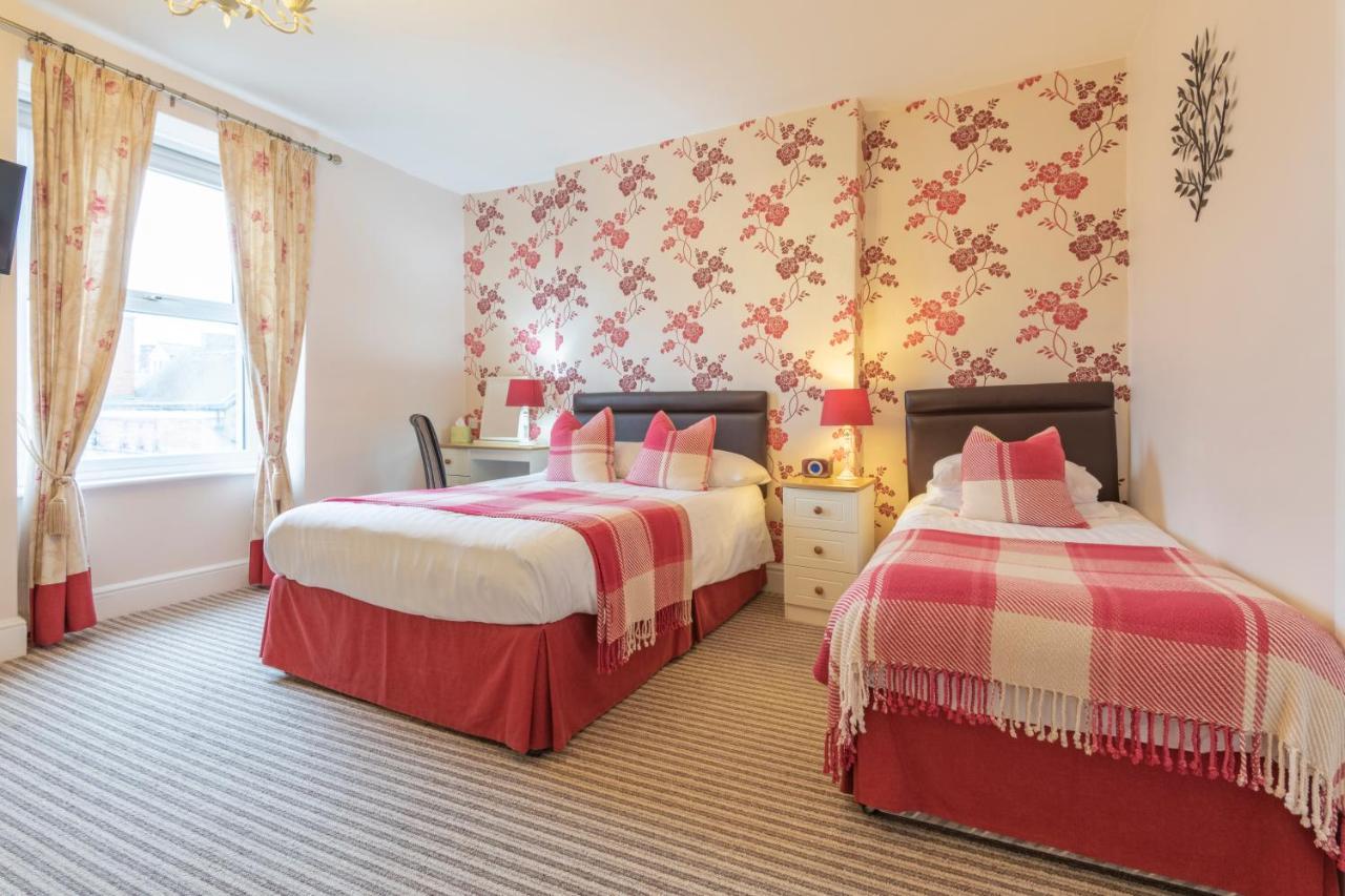 Hotel The Wilton Llandudno Esterno foto
